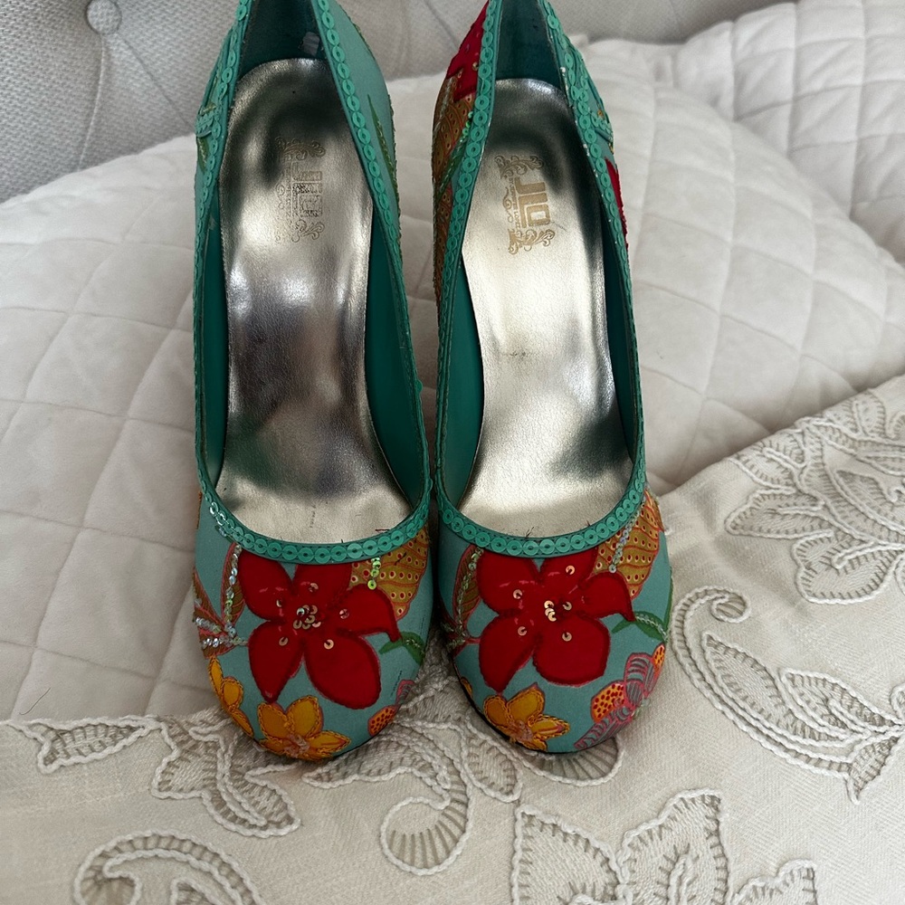 Embellished Floral Teal Women's Pumps - Designer Style Jlo